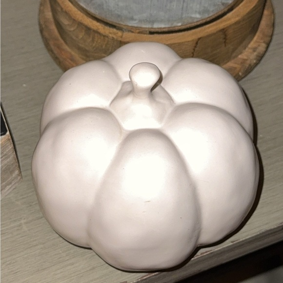 Rae Dunn RD White Ceramic Pumpkin Fall/Halloween Home Decor Accent “TRICK” - Picture 3 of 4
